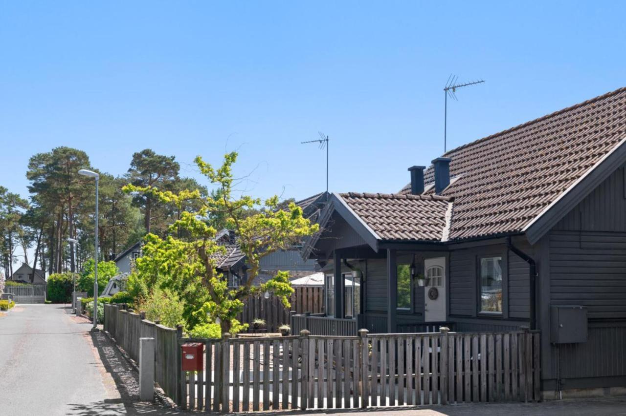 Charming 2-Floor House By The Sea In Ahus Sweden Åhus Exterior foto